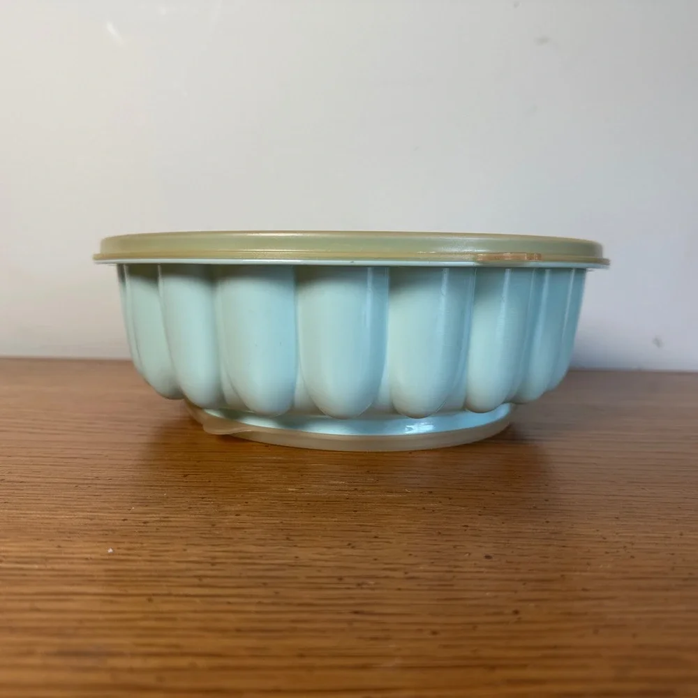 Vintage Tupperware Jel-Ring‎ Jello Mold 621 Mint Green 3 Piece Set Made in USA